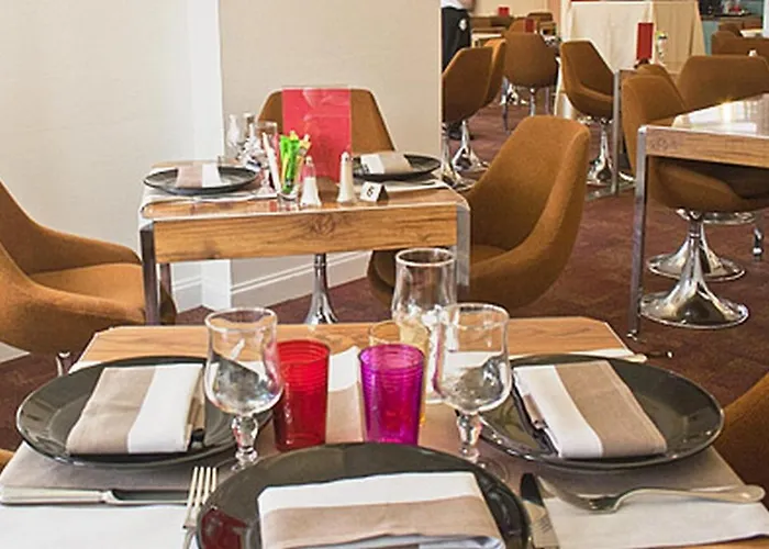 Logis Hotel De France Restaurant Le Lucullus