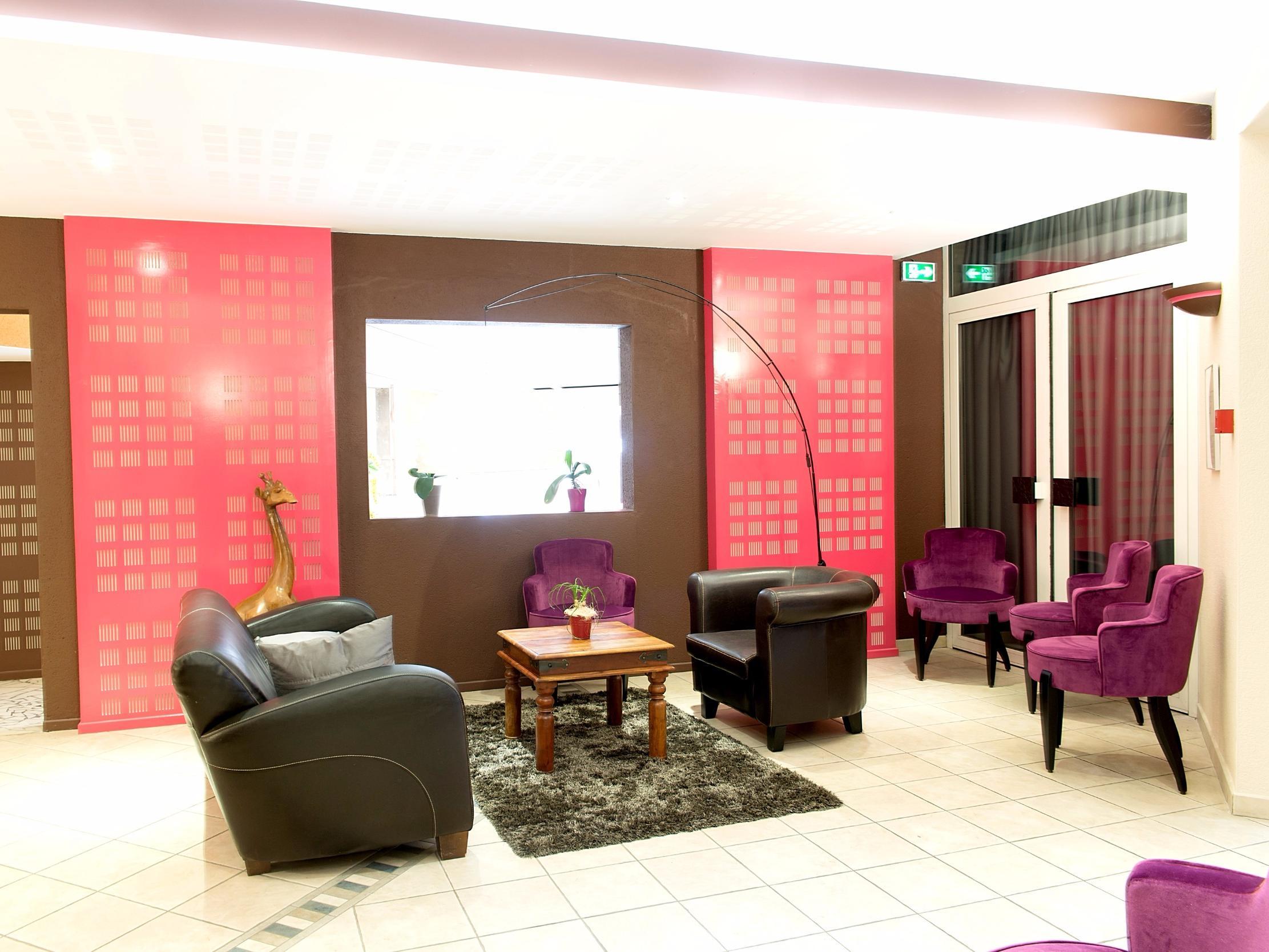 Logis De France Restaurant Le Lucullus Hotel Montmorillon