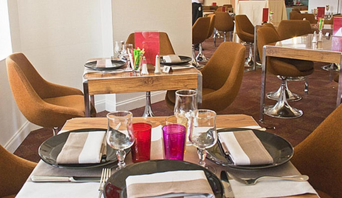 Logis De France Restaurant Le Lucullus 2* Montmorillon