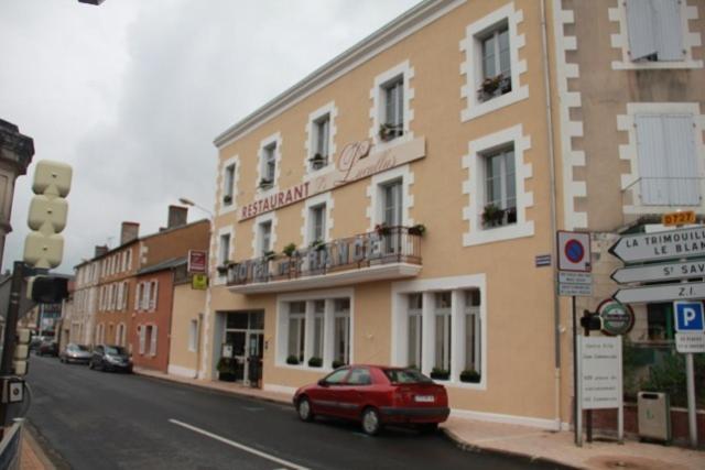 Hotel Logis De France Restaurant Le Lucullus Montmorillon