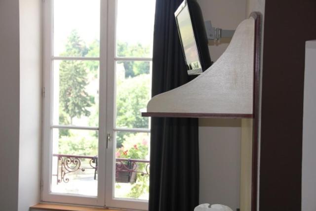 Logis De France Restaurant Le Lucullus Hotel Montmorillon